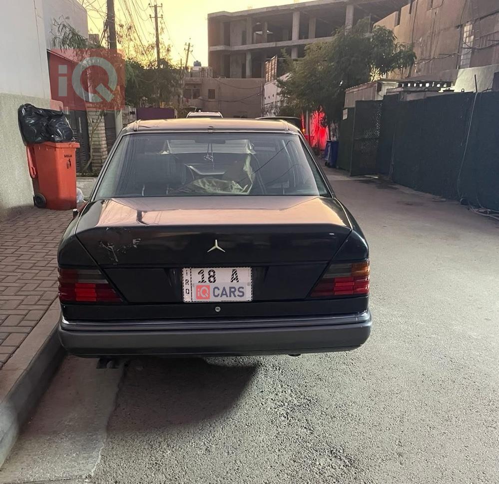 مرسيدس بنز E-Class